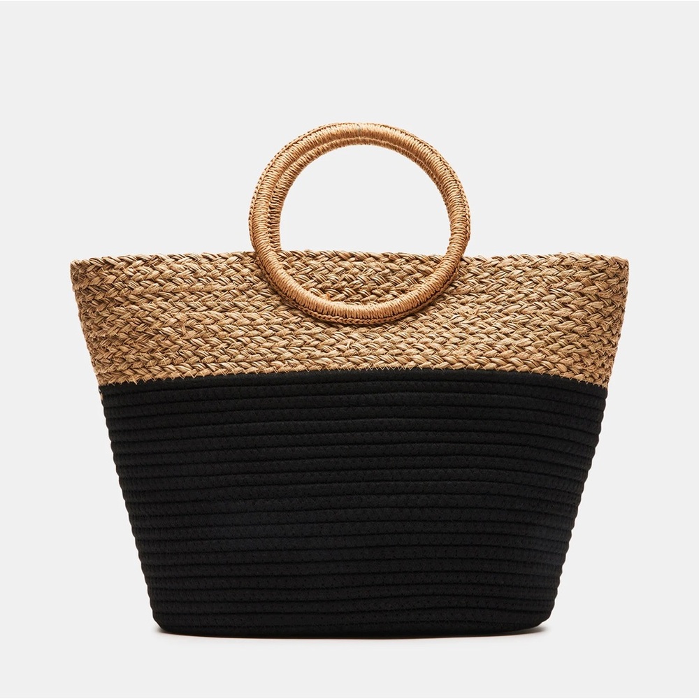 Vacation/girl's night ready with this Steve Madden BARTS BAG NATURAL MULTI